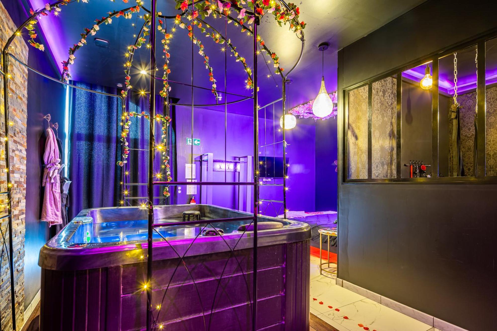 Готель Sweet Secret'S Jacuzzi Le Breuil  Екстер'єр фото